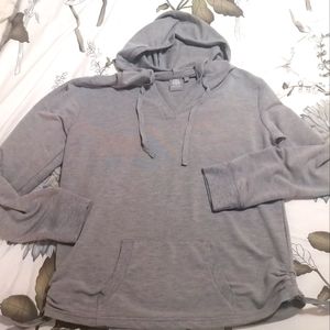 Daisy Fuentes ladies hooded pullover
